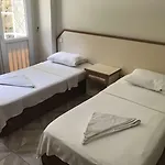 Ideal פאטהיה