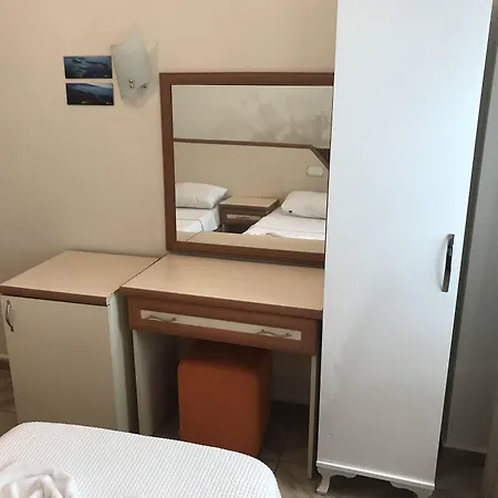 Ideal מלון *